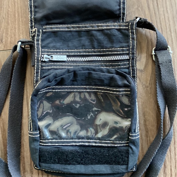 Kipling cross body bag. - Picture 2 of 5